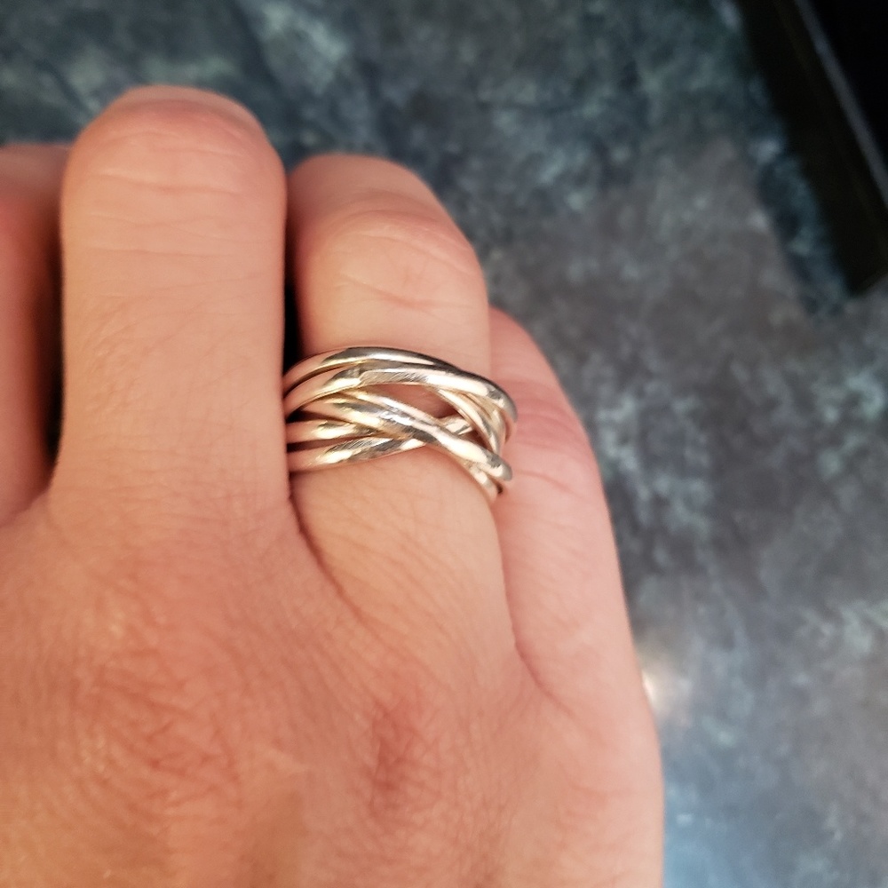 NWOT Sterling silver 7 band rolling ring